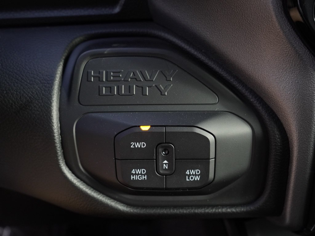 New 2026 RAM 3500 Laramie AWD/4WD image 17