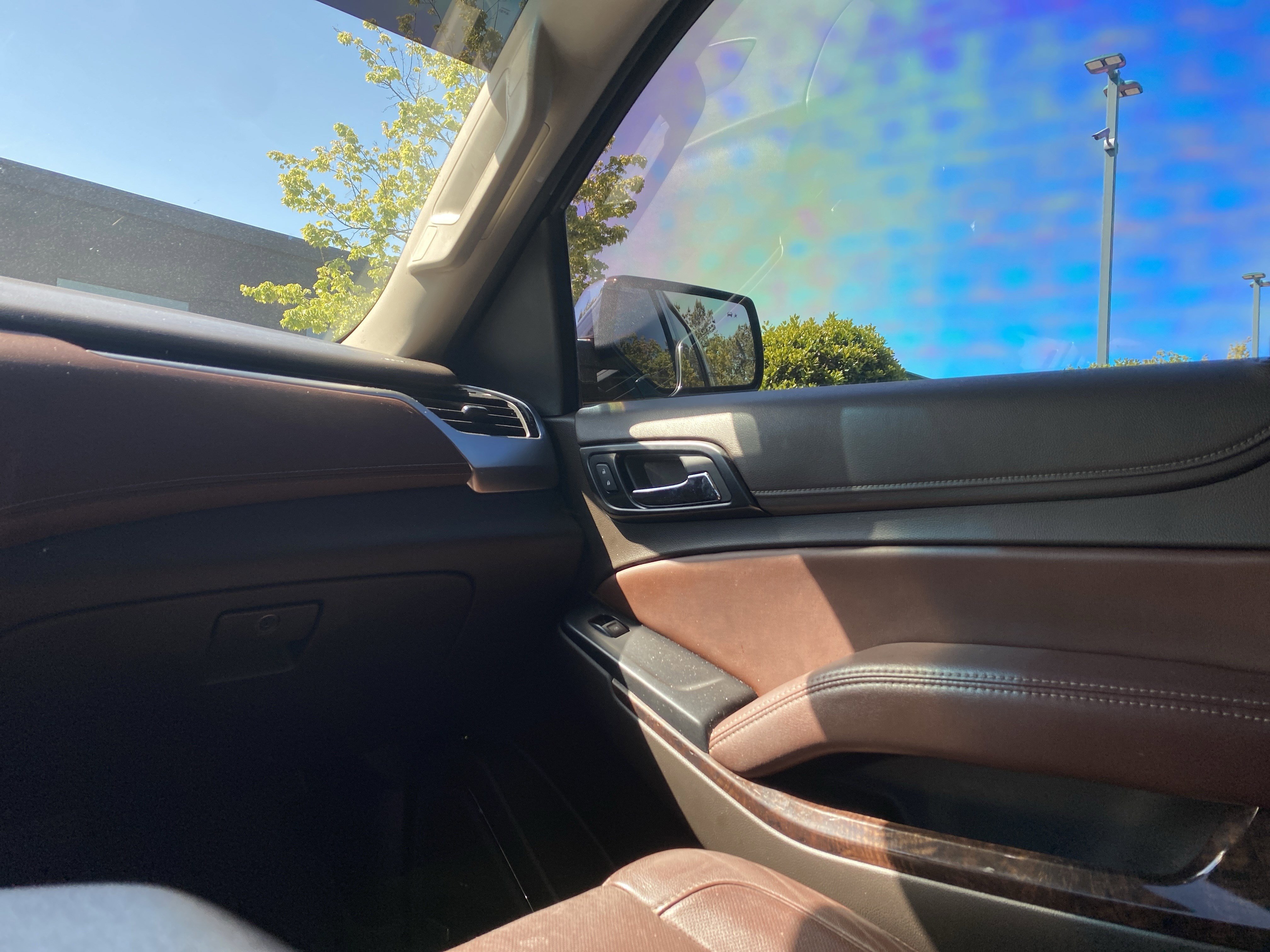 Used 2017 Chevrolet Suburban Premier RWD image 19