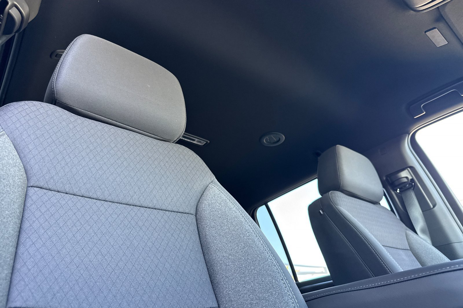 New 2026 Chevrolet Suburban LS w/ Max Trailering Package RWD image 17