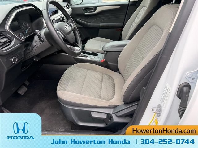 Used 2022 Ford Escape SE w/ Cold Weather Package AWD/4WD image 12