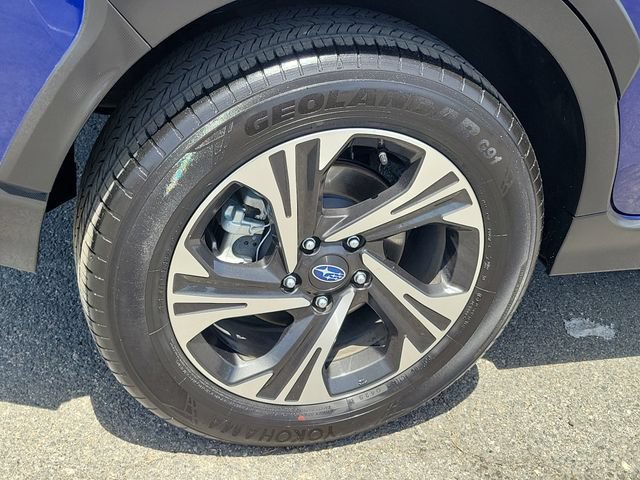 Used 2025 Subaru Crosstrek 2.5i Premium AWD/4WD image 34