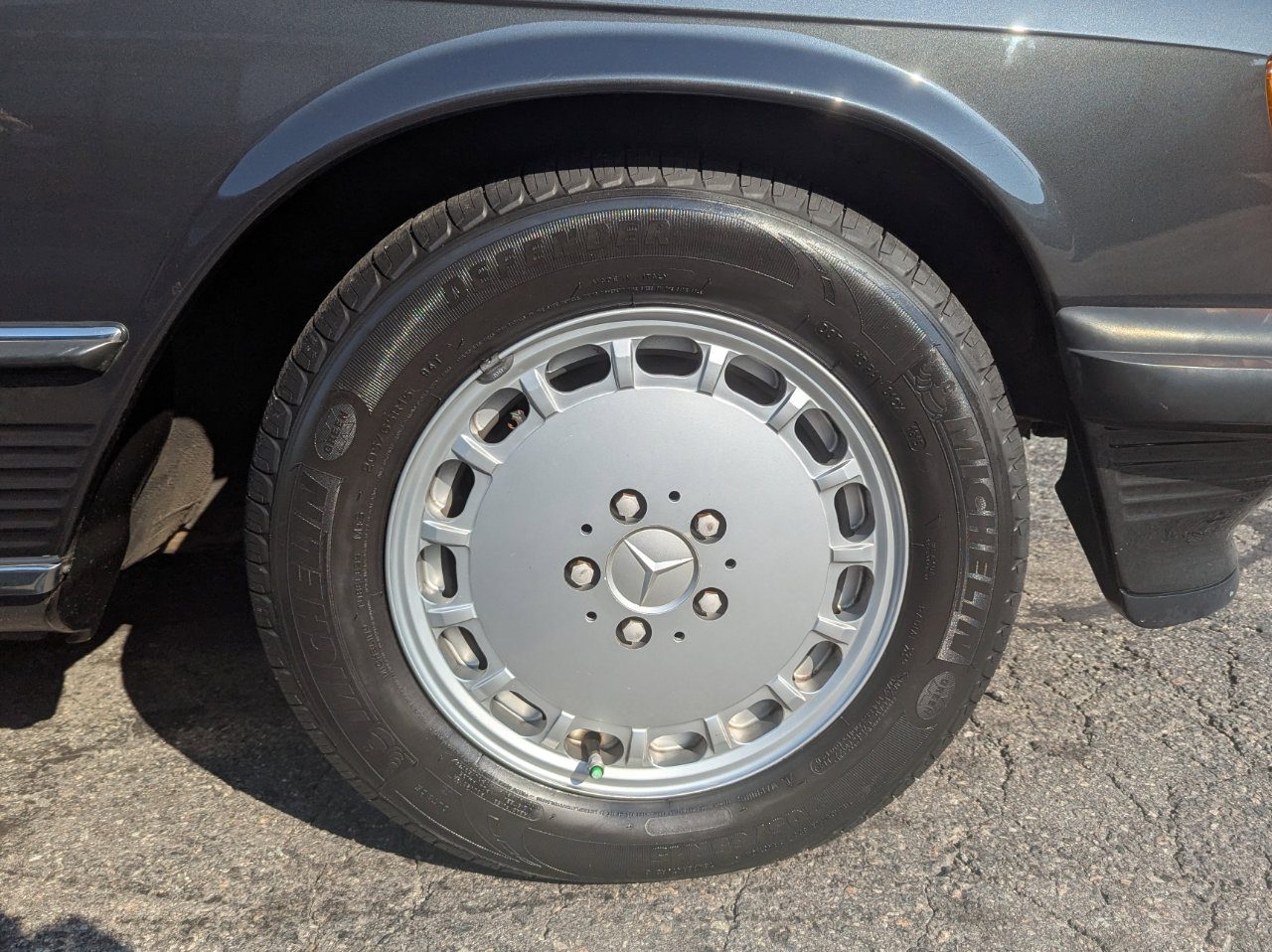 Used 1987 Mercedes-Benz 560 SL image 48