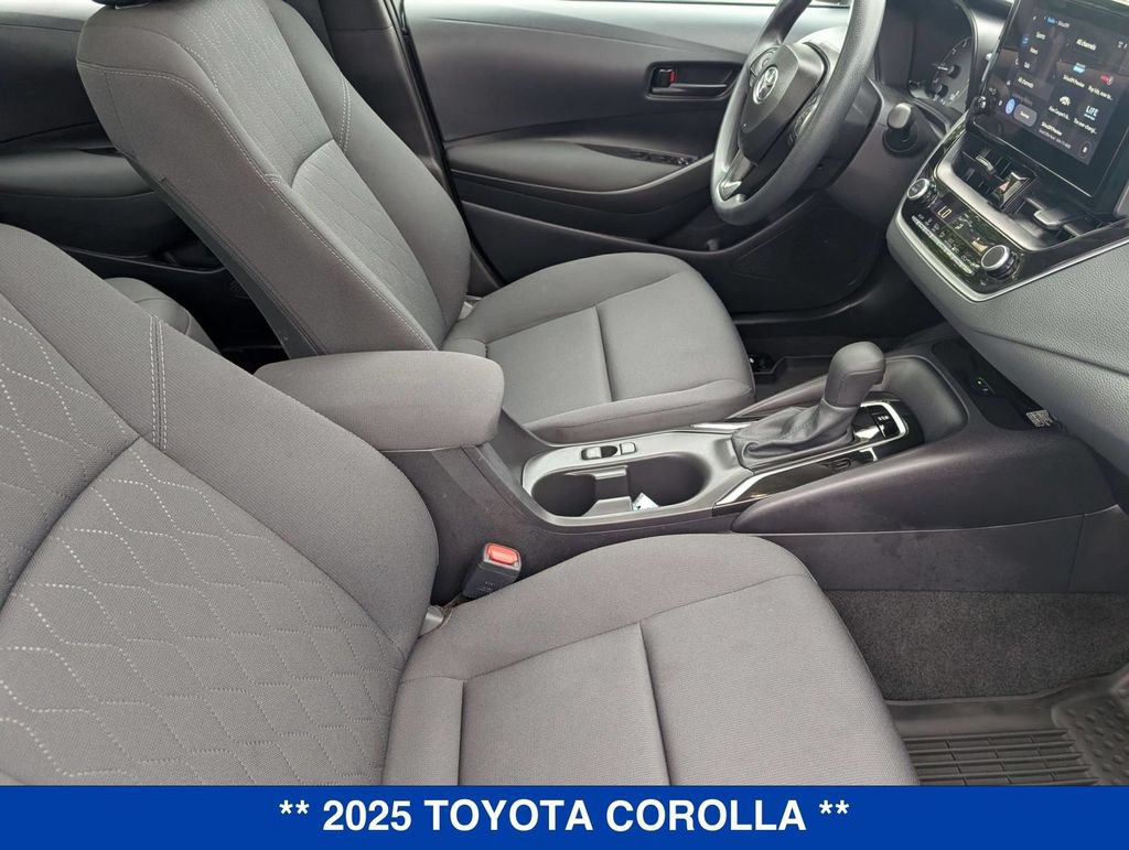 Used 2025 Toyota Corolla LE w/ LE Premium Package FWD image 30