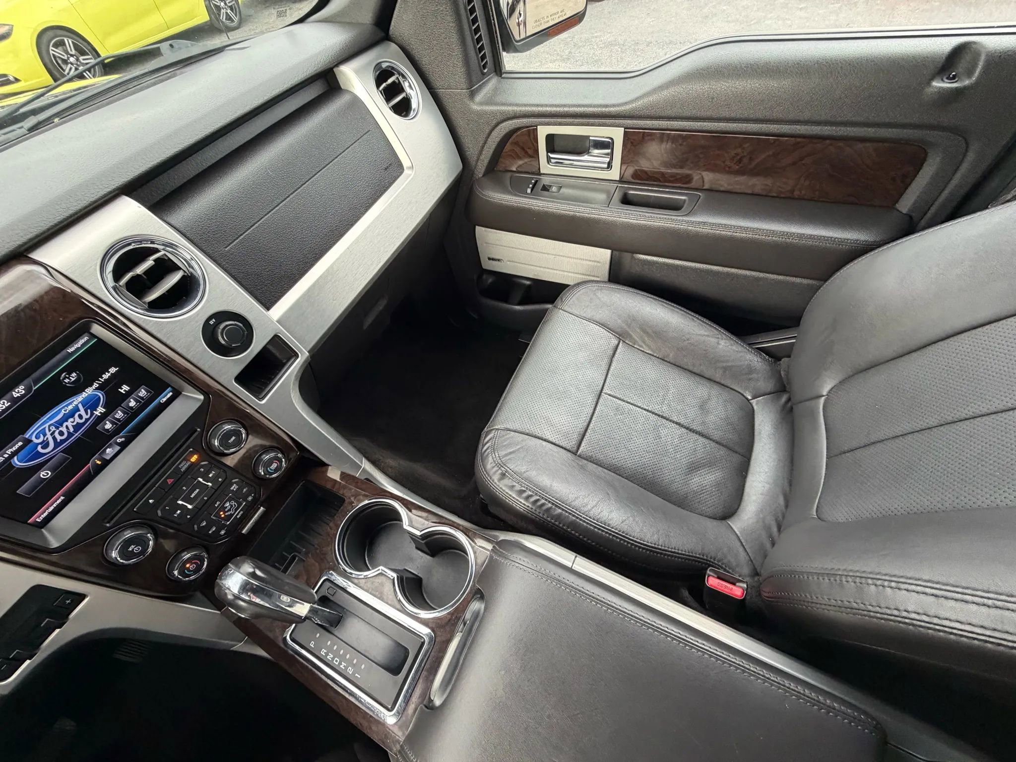 Used 2014 Ford F150 Platinum image 13