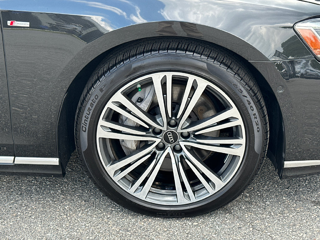 Used 2022 Audi A8 L 3.0T w/ Luxury Package AWD/4WD image 12