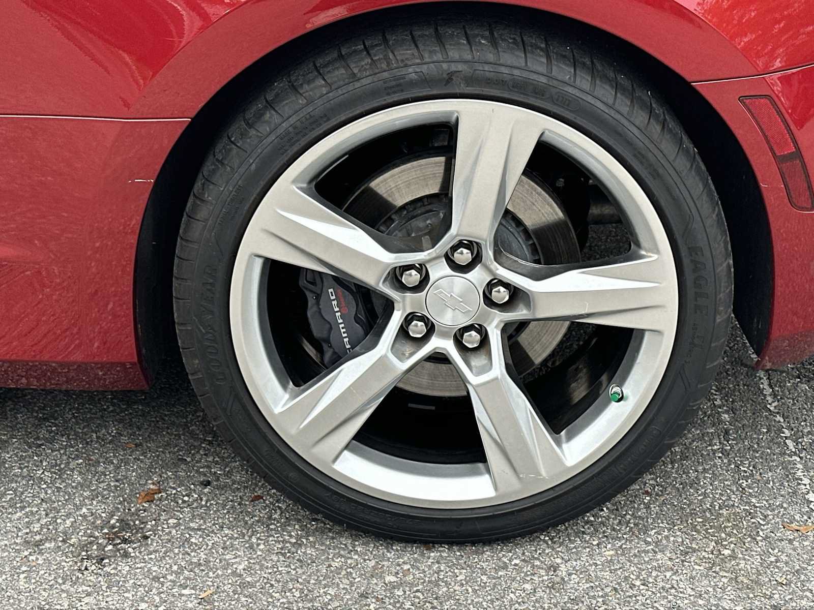 Used 2018 Chevrolet Camaro SS RWD image 12