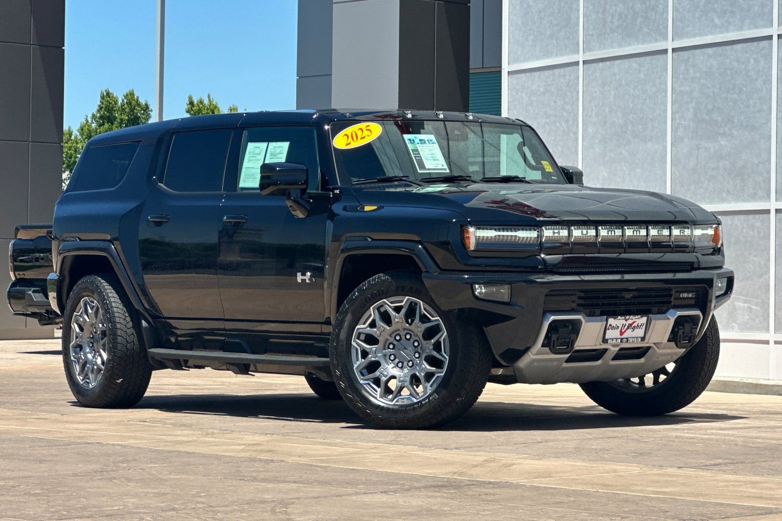 Used 2025 GMC Hummer EV 3X AWD/4WD video 2