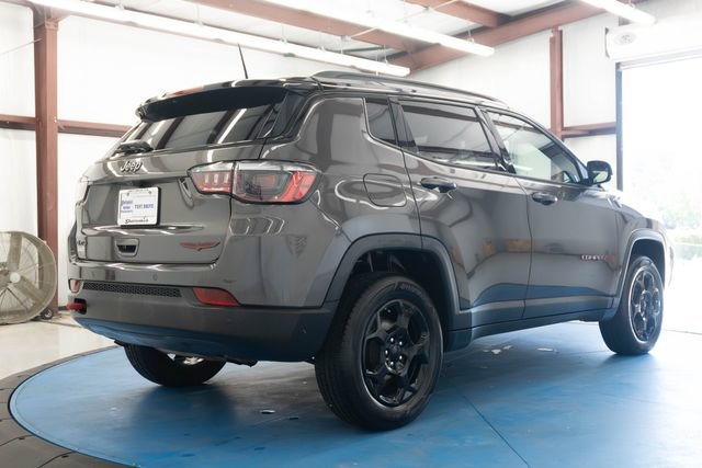 Used 2024 Jeep Compass Trailhawk AWD/4WD image 31