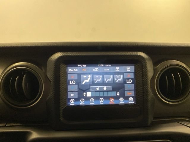 Used 2023 Jeep Wrangler Sport AWD/4WD image 11