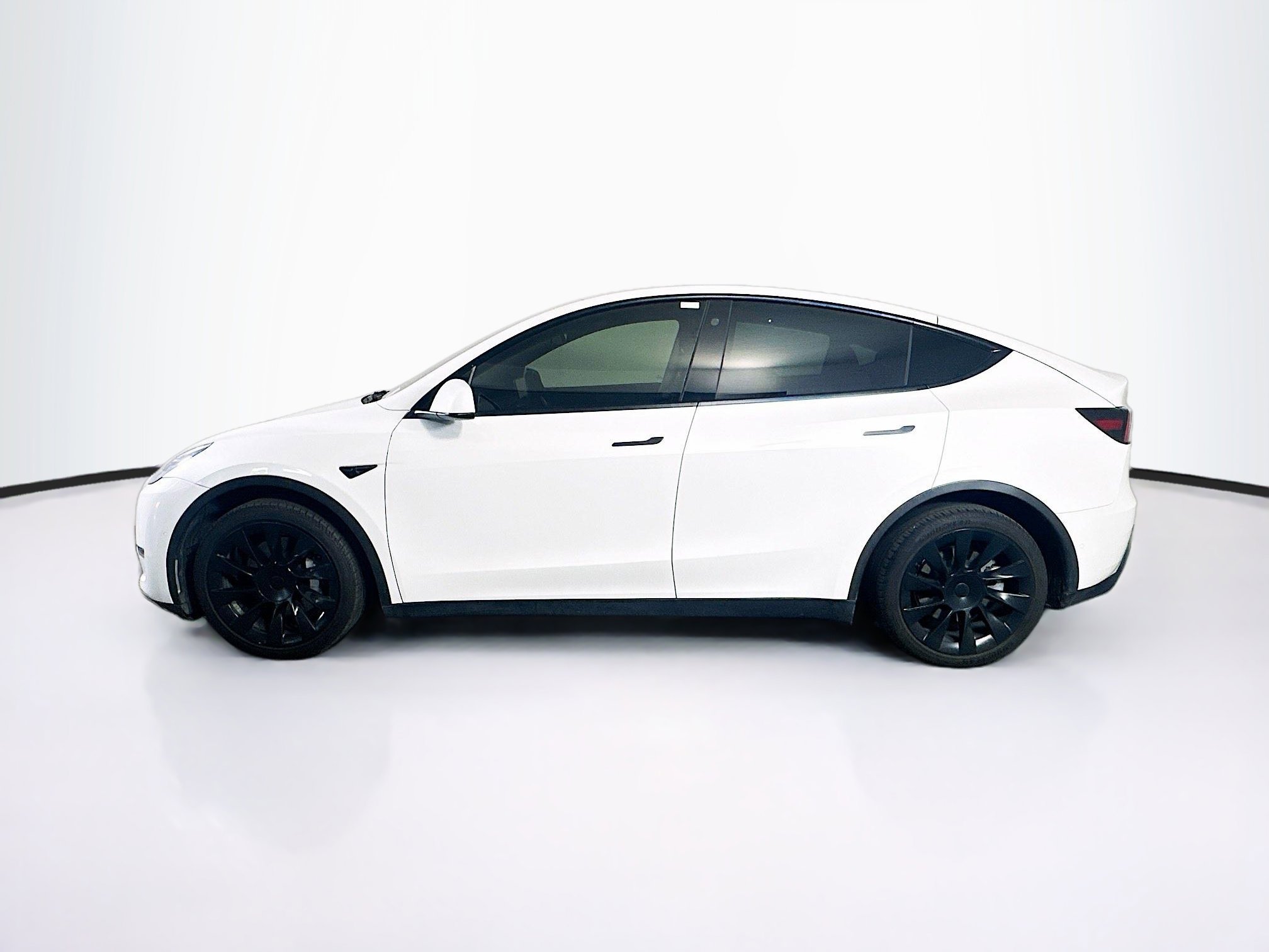 Used 2021 Tesla Model Y Long Range AWD/4WD image 4