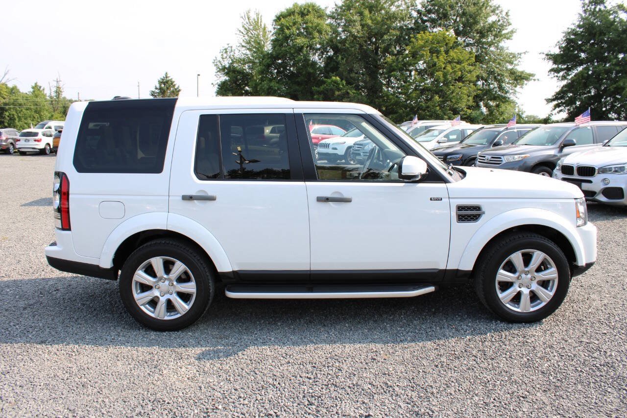 Used 2016 Land Rover LR4 HSE Silver Edition AWD/4WD image 6