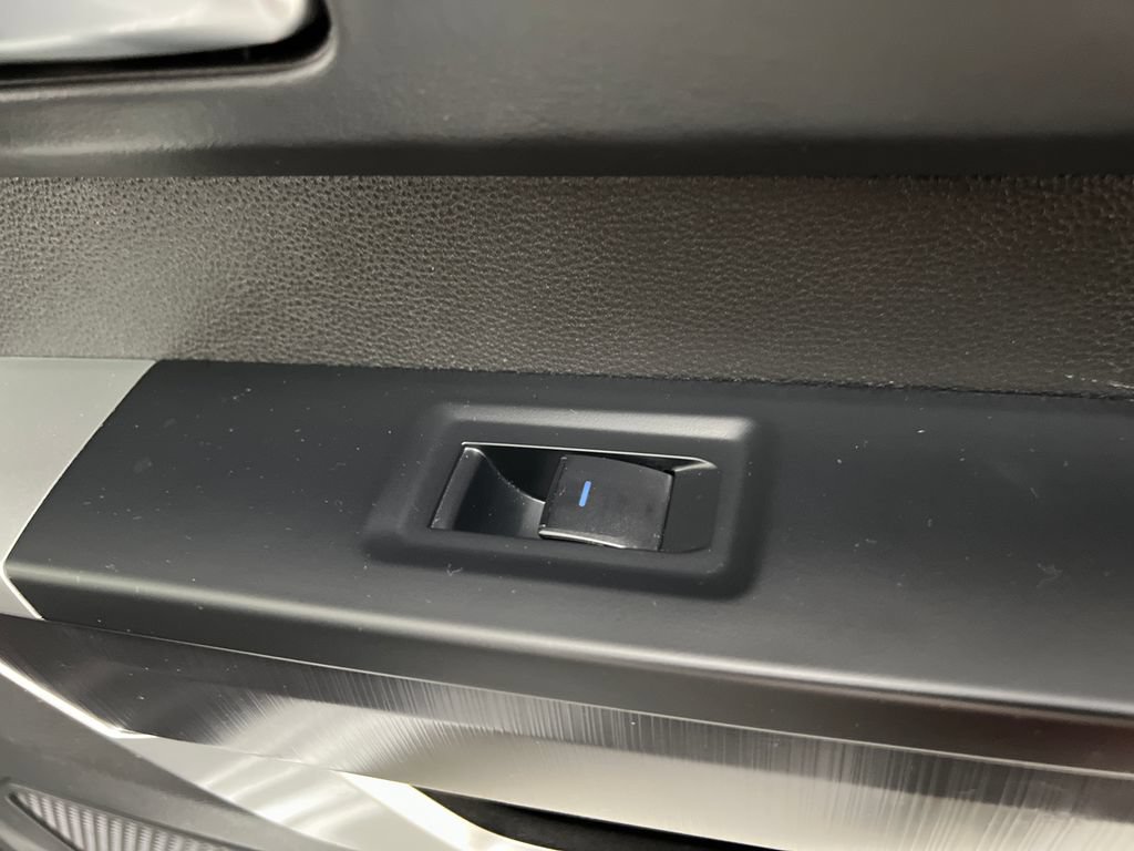 Used 2024 Toyota Tundra Platinum RWD image 29