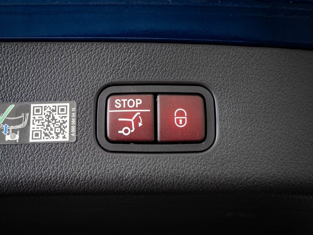 Used 2024 Mercedes-Benz GLC 300 4MATIC w/ AMG Line image 22