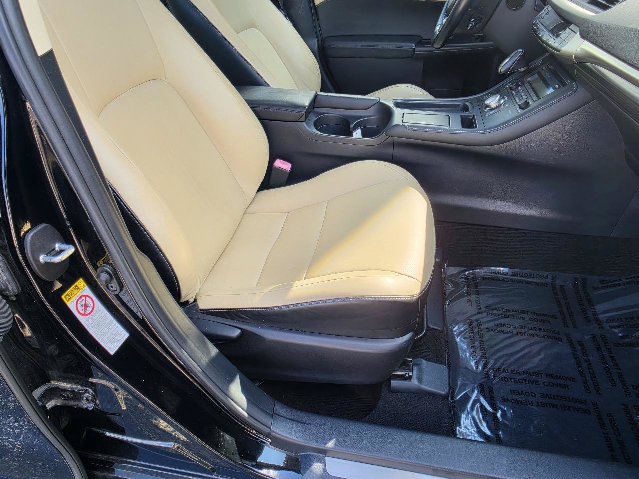Used 2014 Lexus CT 200h FWD image 46