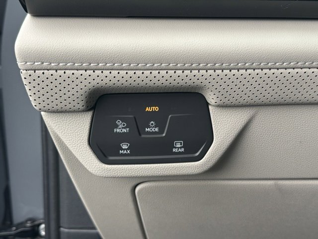 New 2026 Volkswagen Atlas SE image 22