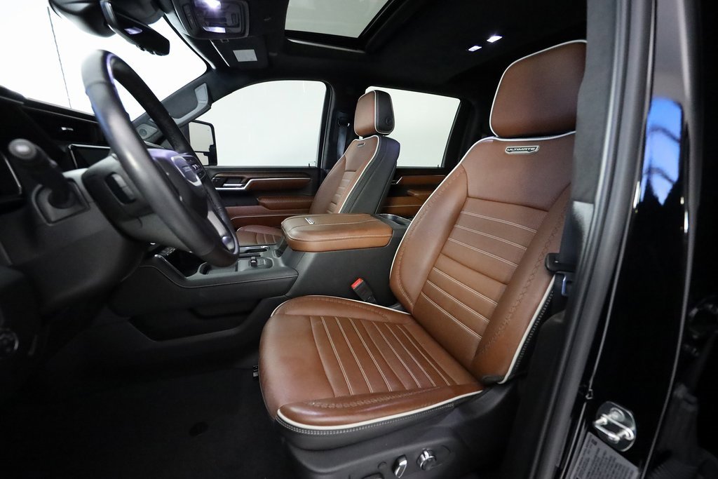 Used 2024 GMC Sierra 3500 Denali Ultimate image 20