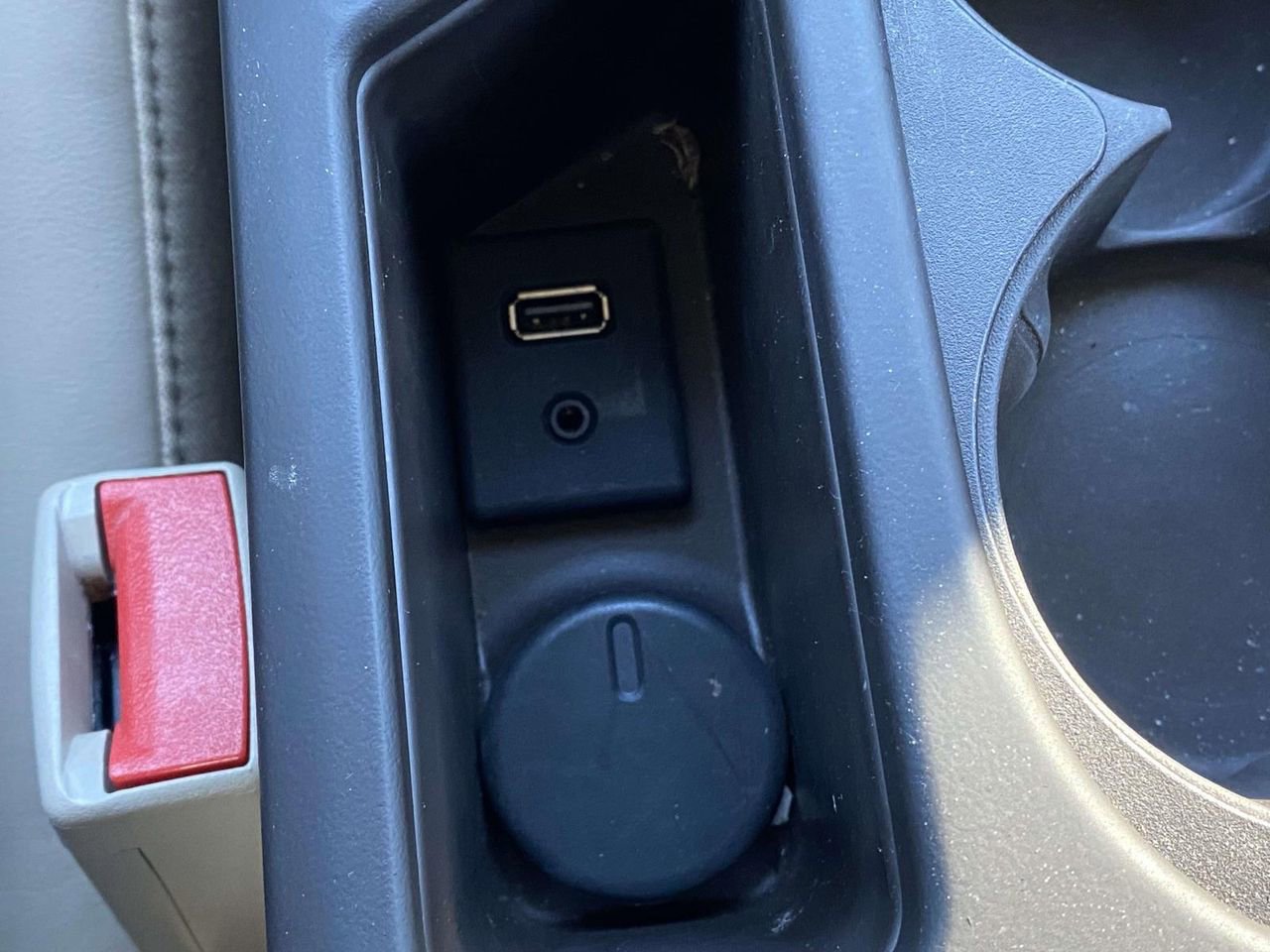 Used 2013 Buick Regal Premium FWD image 31