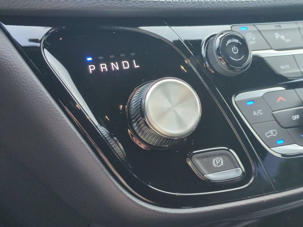 New 2027 Chrysler Pacifica Select FWD image 24