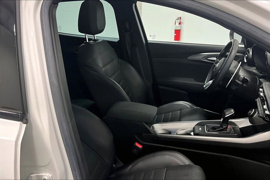 Used 2024 Alfa Romeo Tonale Veloce image 7