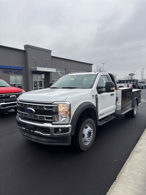 New 2024 Ford F550 4x4 Regular Cab Super Duty image 2