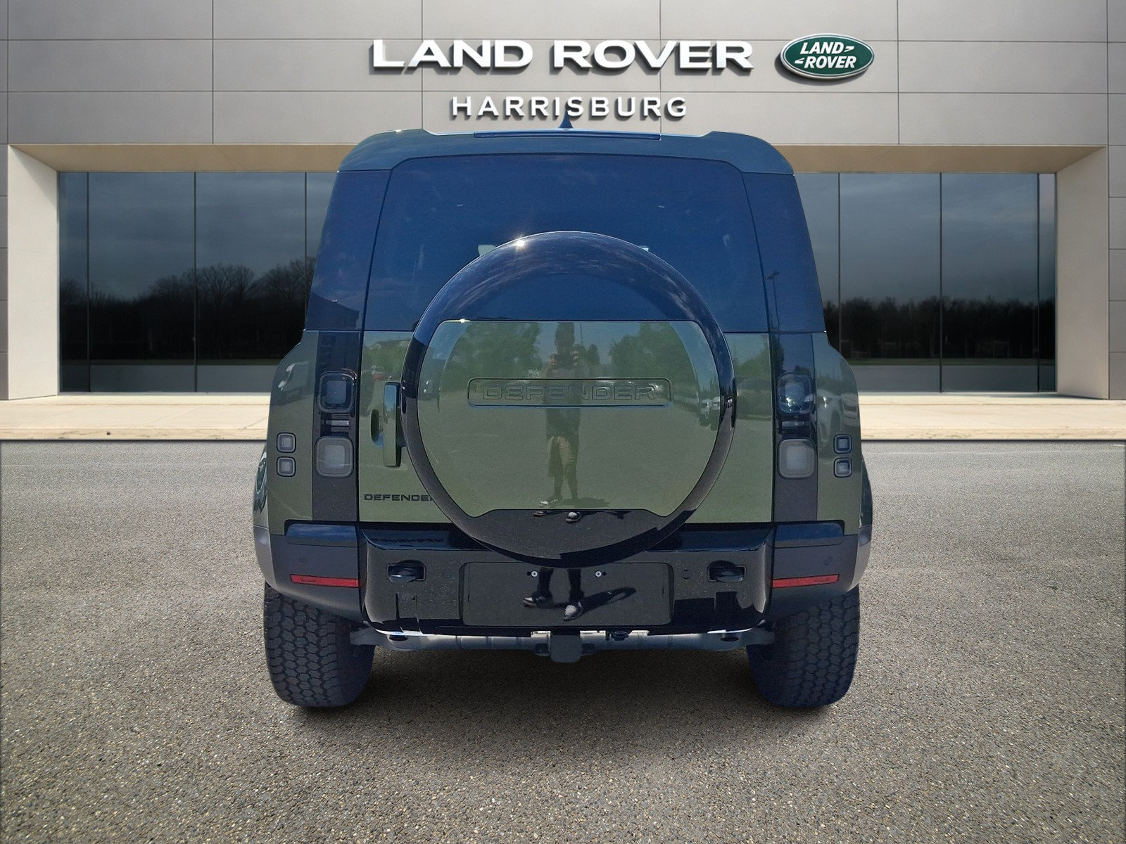 Used 2026 Land Rover Defender 110 S AWD/4WD image 5