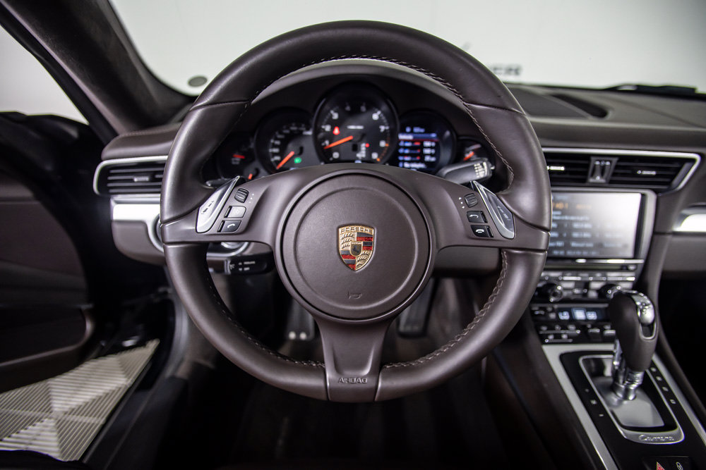 Used 2013 Porsche 911 Carrera RWD image 34