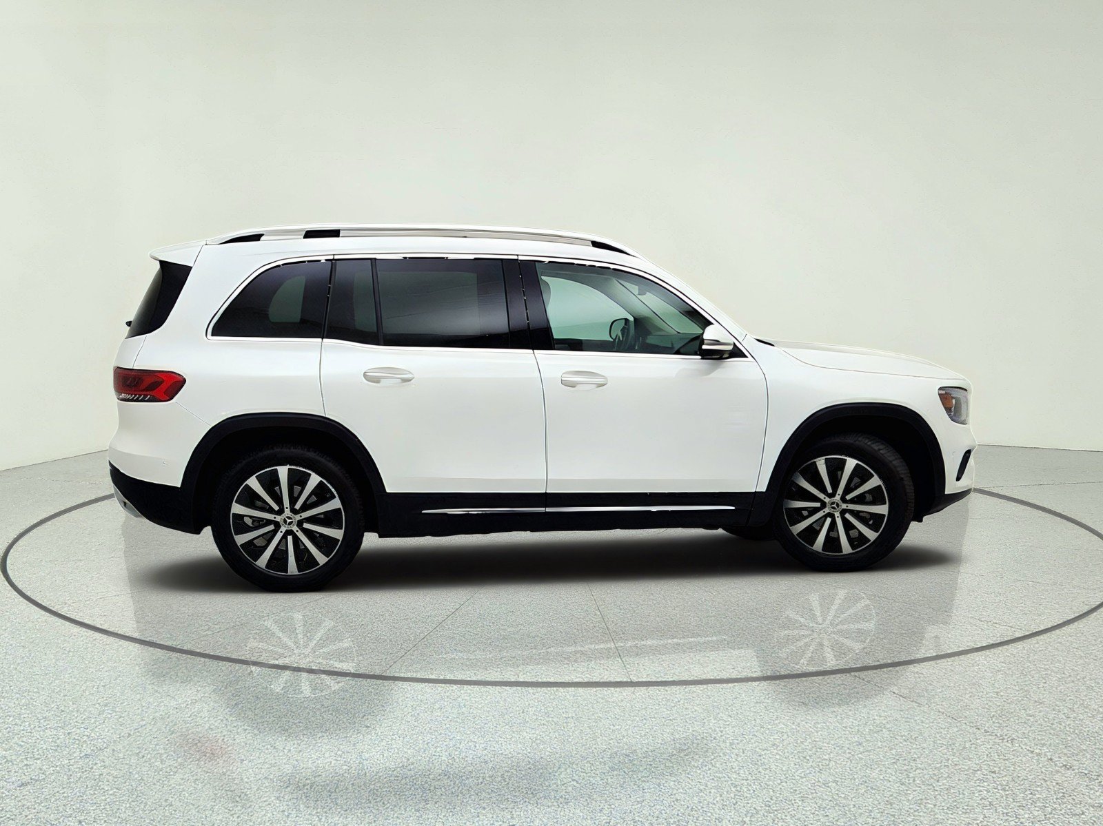 Certified 2023 Mercedes-Benz GLB 250 image 7