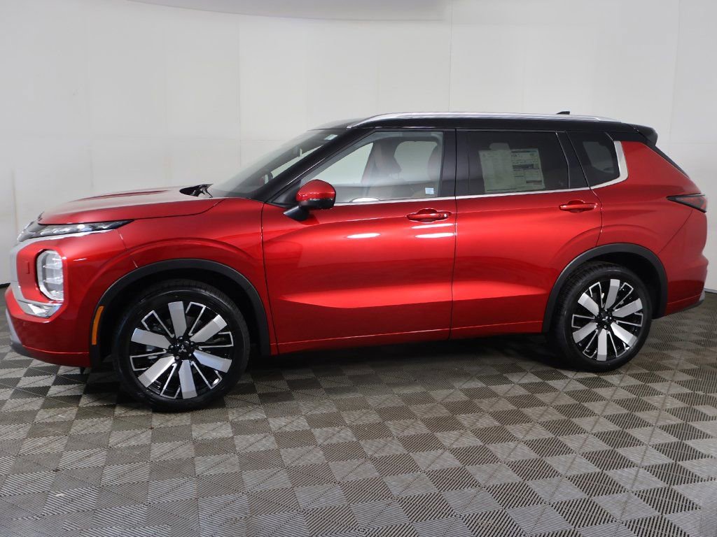 New 2025 Mitsubishi Outlander SEL image 23