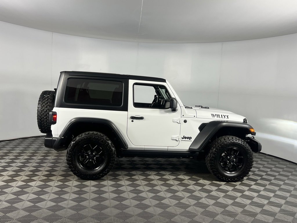 Certified 2024 Jeep Wrangler Willys image 7