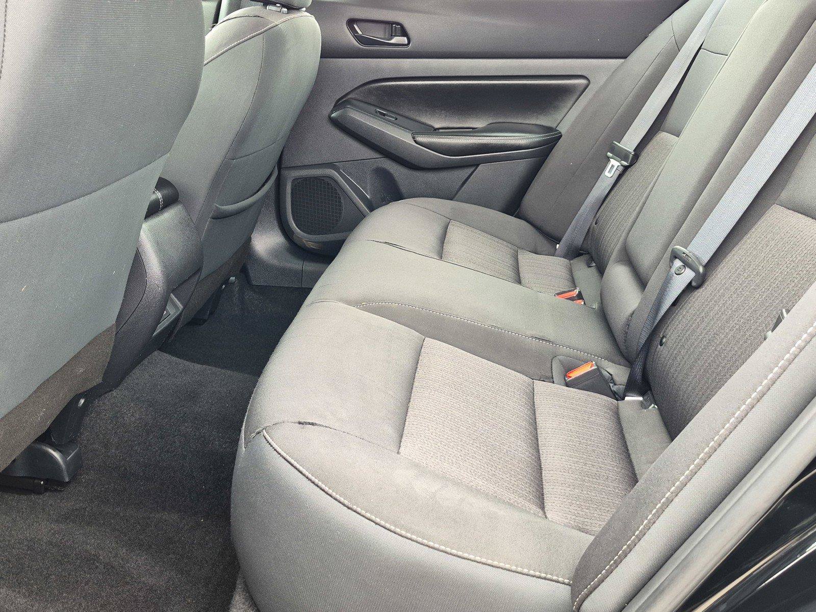Used 2025 Nissan Altima 2.5 SV FWD image 16