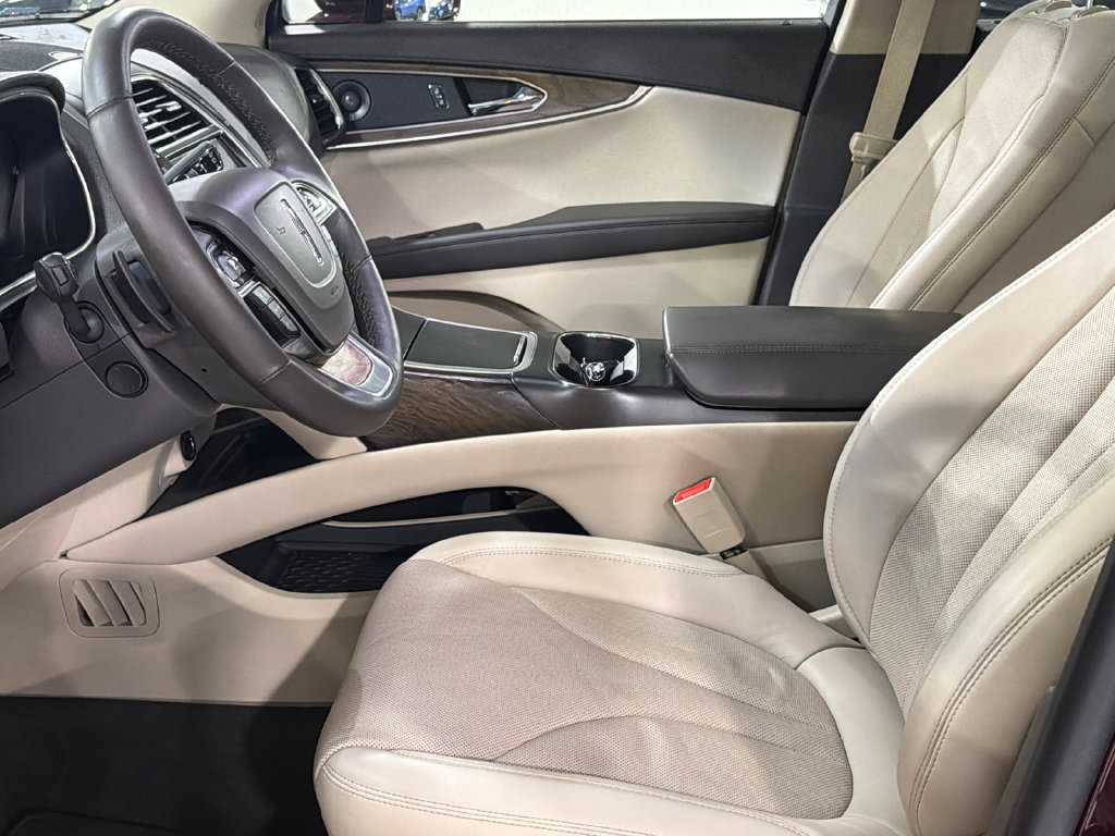 Used 2019 Lincoln Nautilus Reserve AWD/4WD image 10