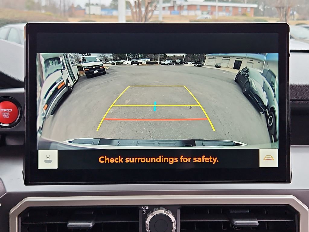 Used 2025 Toyota Tacoma TRD Off-Road image 18