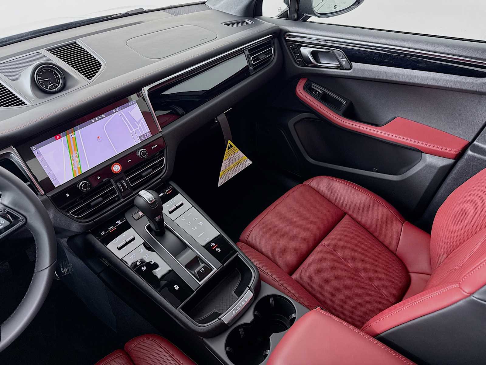 New 2026 Porsche Macan image 26