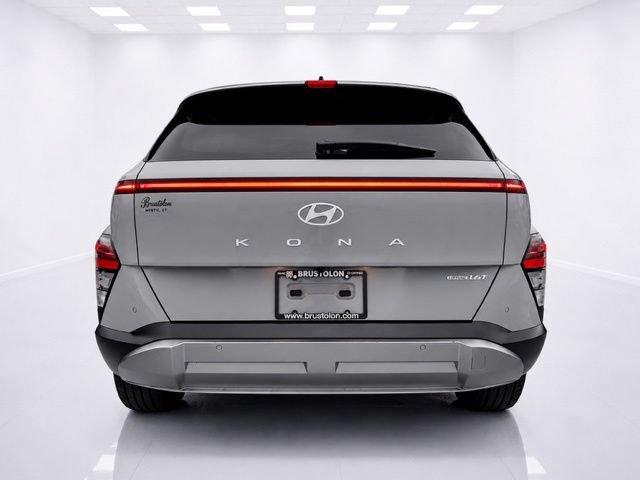 Used 2025 Hyundai Kona Limited AWD/4WD image 6
