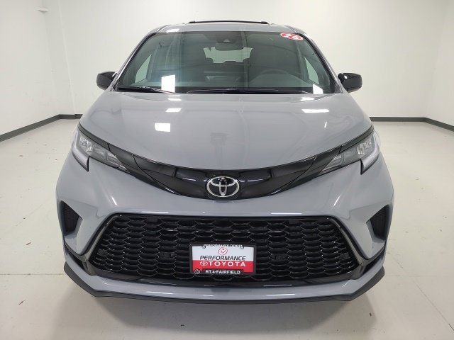 Certified 2026 Toyota Sienna XSE AWD/4WD image 3