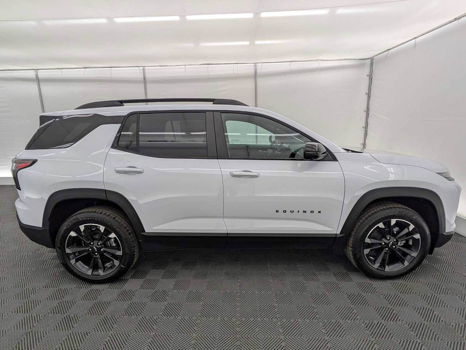 New 2026 Chevrolet Equinox RS image 7