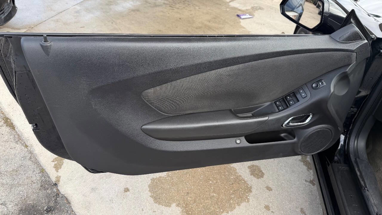 Used 2015 Chevrolet Camaro LT image 20