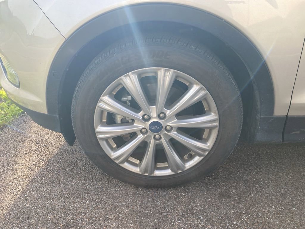 Used 2018 Ford Escape Titanium FWD image 14