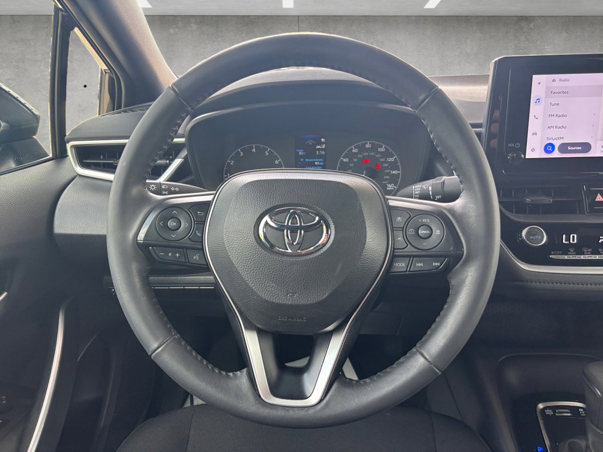 Used 2024 Toyota Corolla SE FWD image 25
