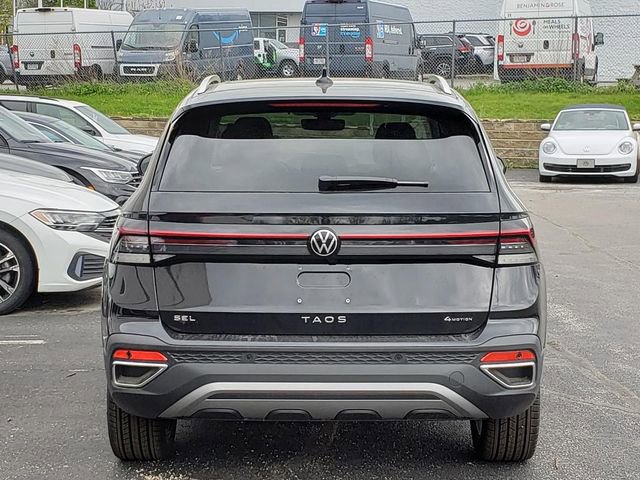 New 2026 Volkswagen Taos SEL AWD/4WD image 4