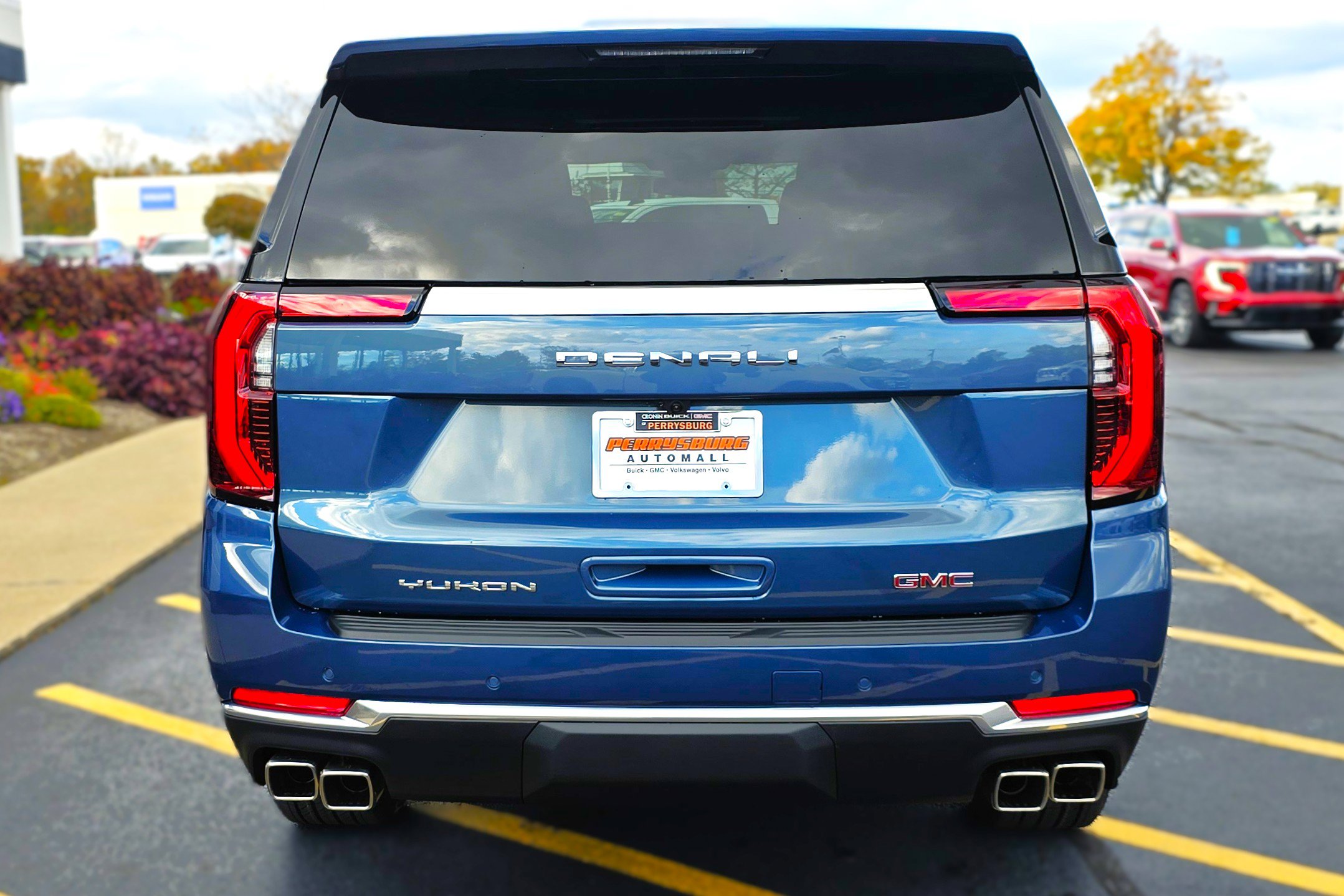 New 2026 GMC Yukon XL Denali w/ Sun & Power Step Package image 7