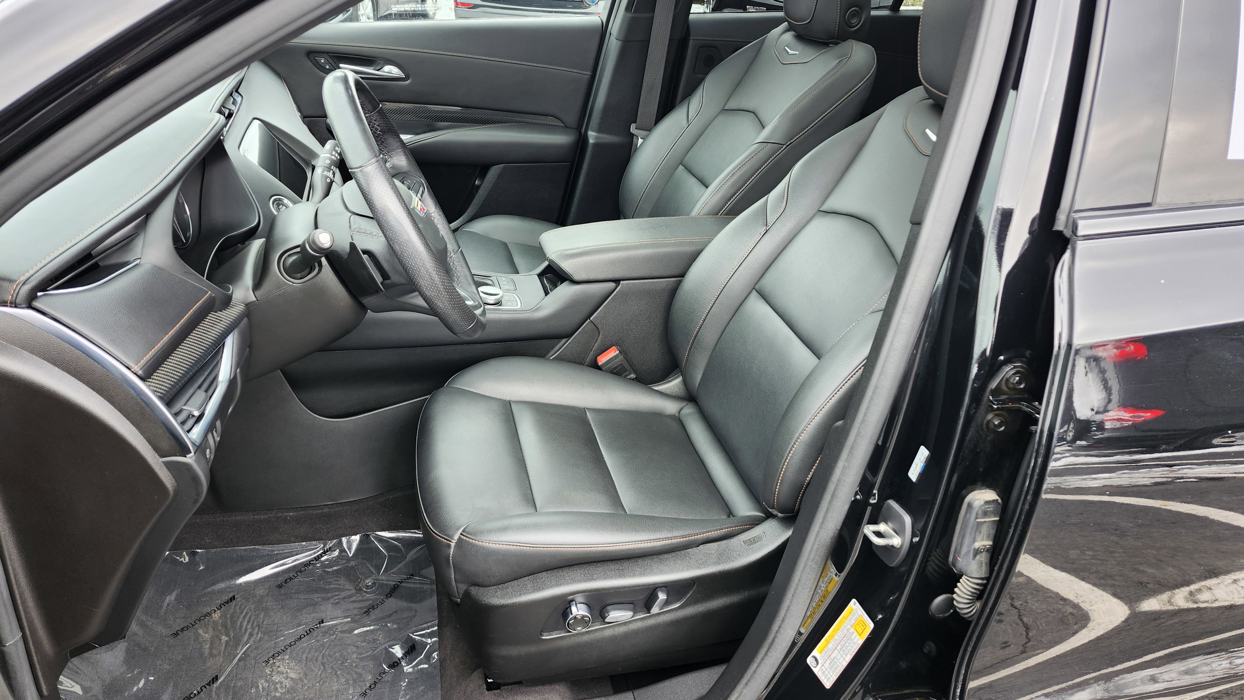 Used 2020 Cadillac XT4 Sport image 30