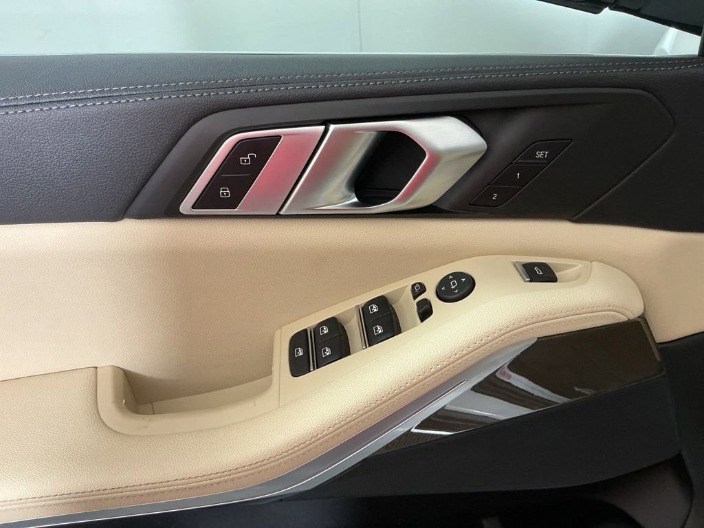 Used 2019 BMW X5 xDrive40i AWD/4WD image 18