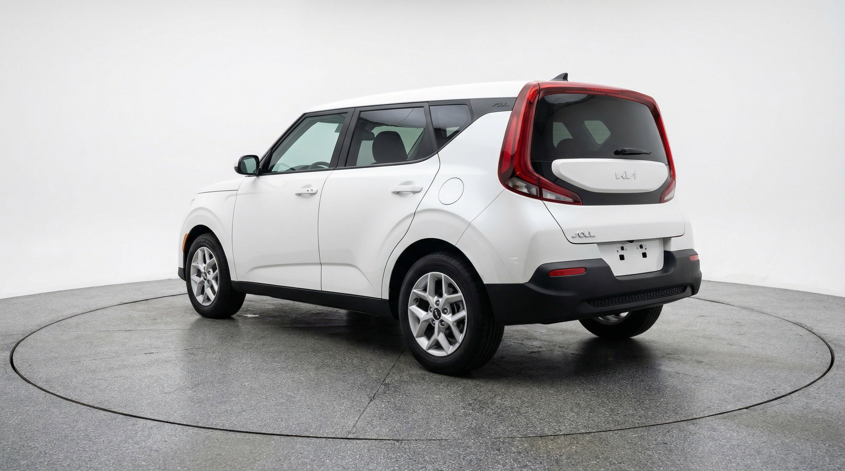 Used 2025 Kia Soul LX w/ LX Technology Package image 6