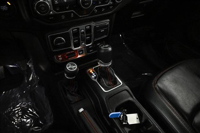 Used 2018 Jeep Wrangler Unlimited Rubicon image 12