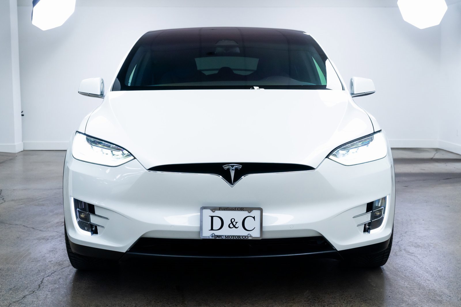 Used 2019 Tesla Model X 100D image 2