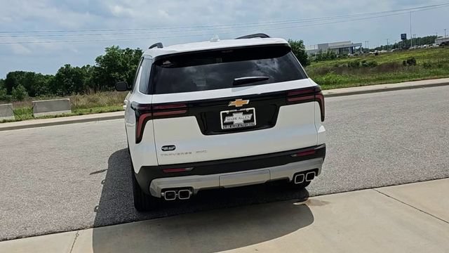 New 2026 Chevrolet Traverse LT w/ Enhanced Driving Package AWD/4WD image 7