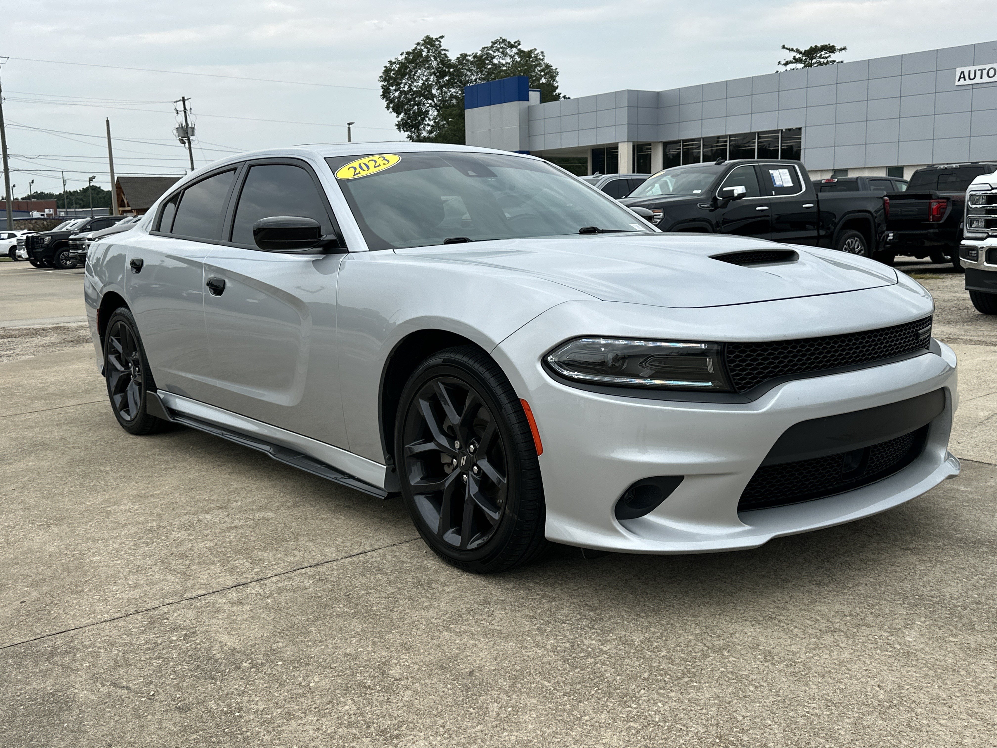 Used 2023 Dodge Charger GT w/ Plus Group RWD image 4