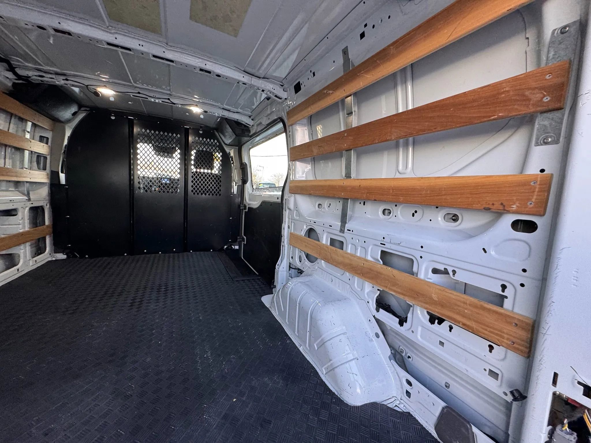 Used 2024 Ford Transit 250 Low Roof w/ Exterior Upgrade Package image 29