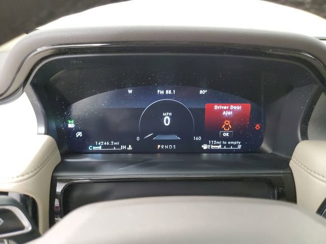 Used 2023 Lincoln Nautilus FWD w/ Premium Package image 27